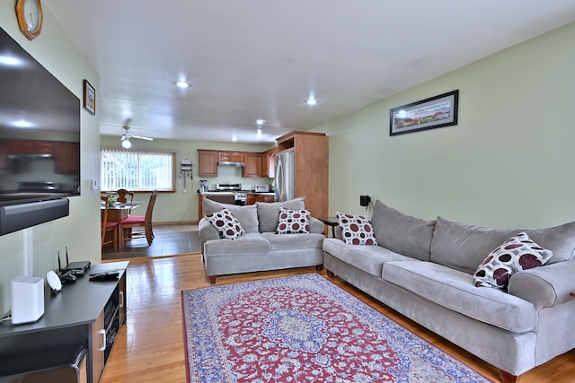 511 W Byron Ave, Addison, IL 60101 - photo 6