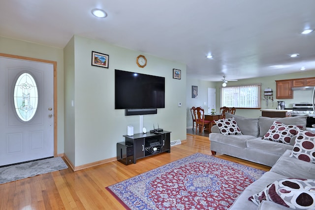511 W Byron Ave, Addison, IL 60101 - photo 7