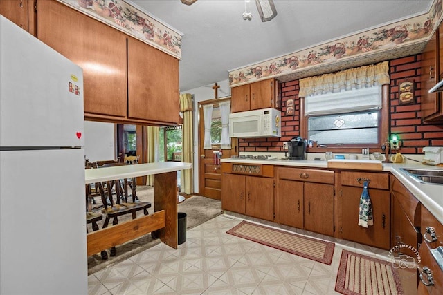 614 N Glenwood Pl, Aurora, IL 60506 - photo 14