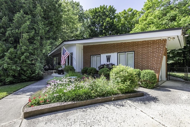 1810 5th St, Winthrop Harbor, IL 60096 - photo 1