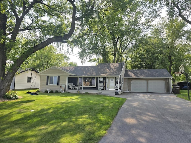 309 S Third St, Ashkum, IL 60911 - photo 1