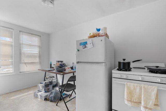2427 Thornton Lansing Rd, Lansing, IL 60438 - photo 8