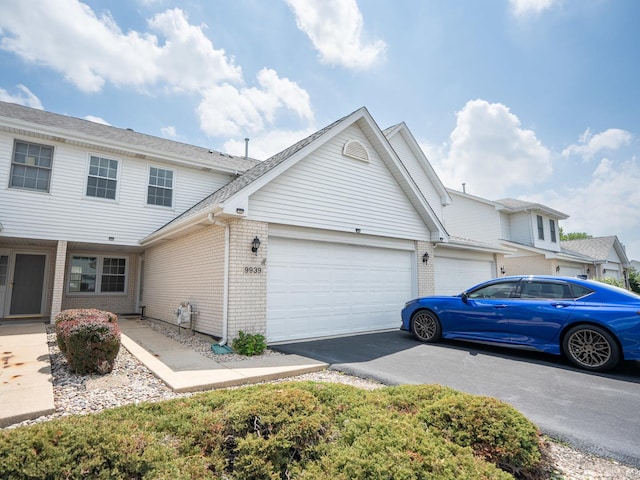 9939 Constitution Ct, Orland Park, IL 60462 - photo 2