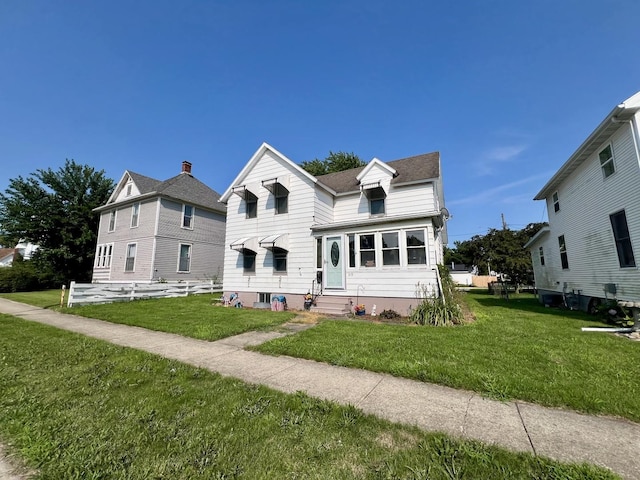 319 S Railroad Ave, Paxton, IL 60957 - photo 2