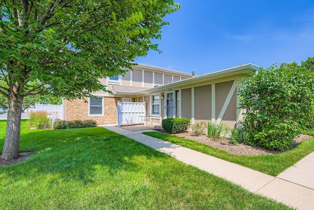 1045 Hampton Hbr Unit 1045, Schaumburg, IL 60193 - photo 1