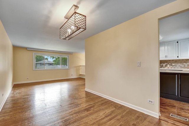 630 Clover Ln, Schaumburg, IL 60193 - photo 5