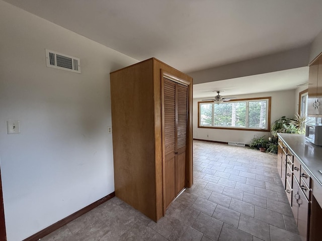 906 W Jefferson Dr, Freeport, IL 61032 - photo 6
