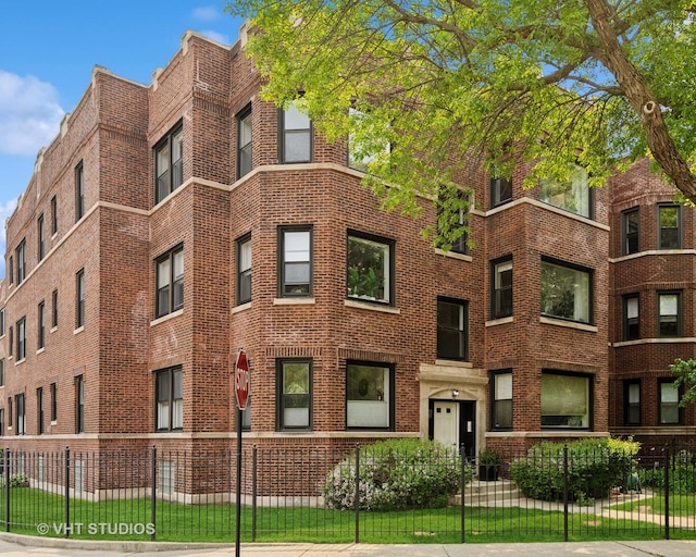 4755 N Beacon St Unit 3, Chicago, IL 60640 - photo 2