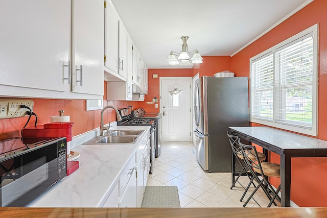 37 Pine St, Carpentersville, IL 60110 - photo 11