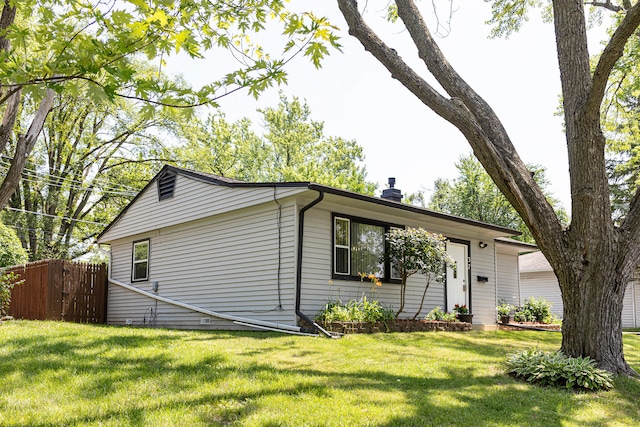 37 Pine St, Carpentersville, IL 60110 - photo 3