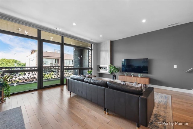 851 N California Ave Unit 4, Chicago, IL 60622 - photo 8