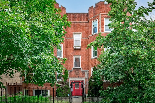 2749 N Spaulding Ave Unit Gn, Chicago, IL 60647 - photo 1
