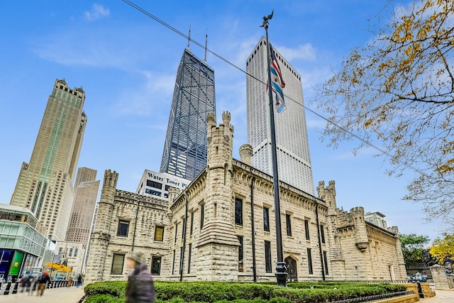 777 N Michigan Ave Unit 1707, Chicago, IL 60611 - photo 40