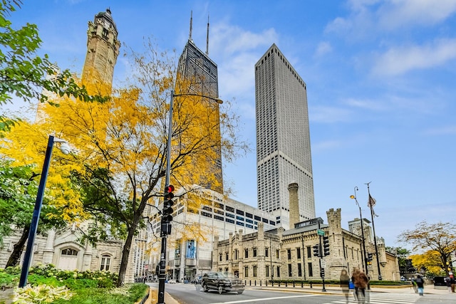 777 N Michigan Ave Unit 1707, Chicago, IL 60611 - photo 41