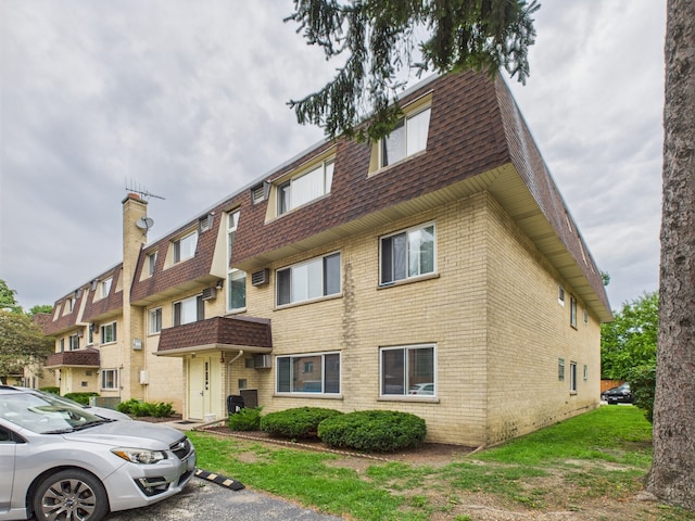 8810 Briar Crse Unit 1B, Des Plaines, IL 60016 - photo 2