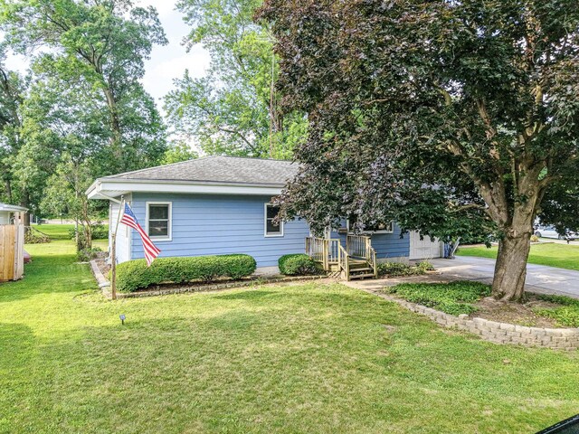 416 Holly Ct, Genoa, IL 60135 - photo 2