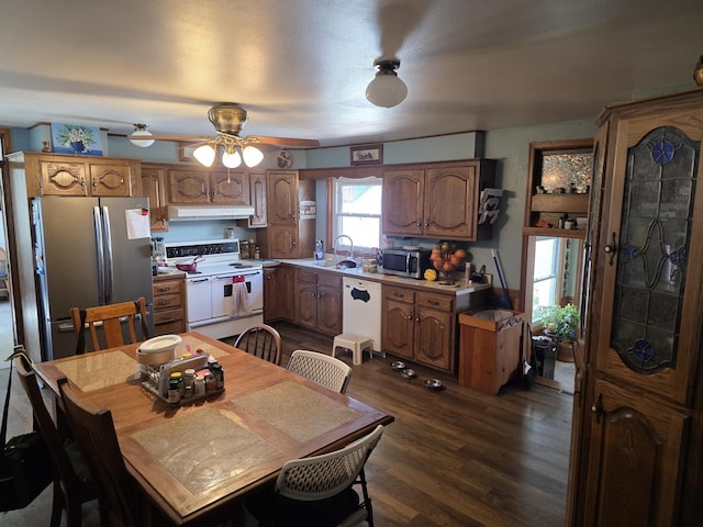 4404 Emerson Rd, Sterling, IL 61081 - photo 7