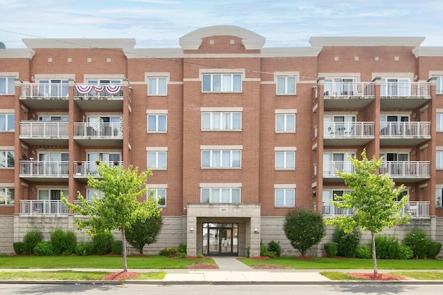 2919 N Harlem Ave Unit 510, Chicago, IL 60707 - photo 1