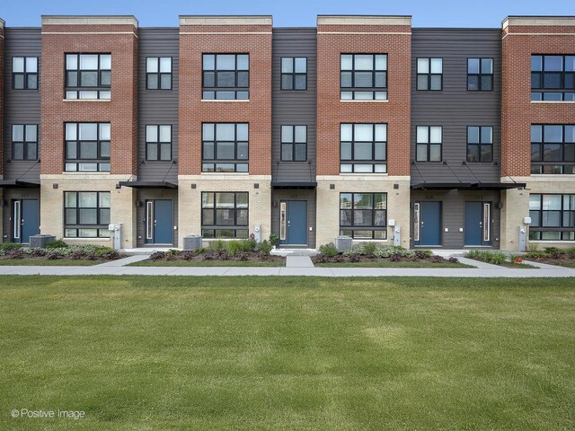 317 Summit Cir, Lombard, IL 60148 - photo 3