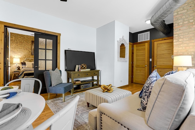 1225 W Greenleaf Ave Unit 3E, Chicago, IL 60626 - photo 7