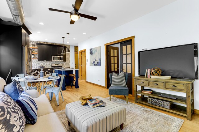 1225 W Greenleaf Ave Unit 3E, Chicago, IL 60626 - photo 9