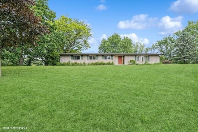 805 S Rose Farm Rd, Woodstock, IL 60098 - photo 2