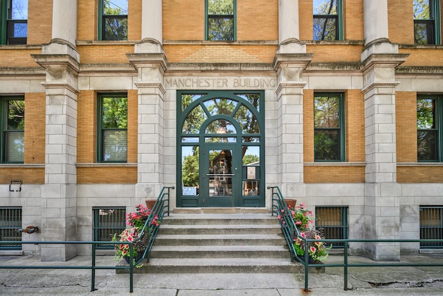 2035 W Charleston St Unit 405, Chicago, IL 60647 - photo 1