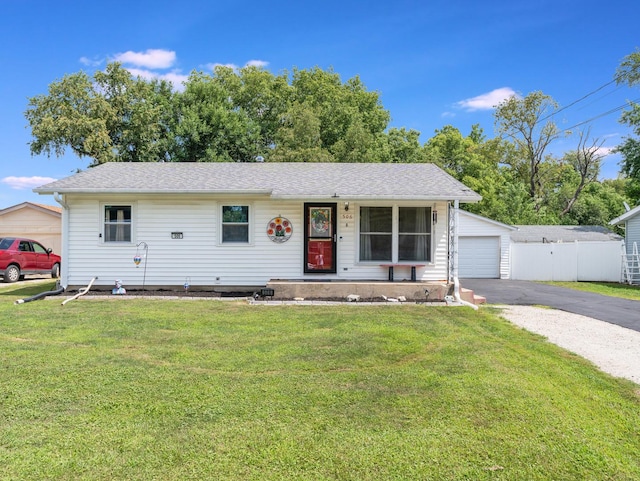 506 W Lee St, Plano, IL 60545 - photo 2