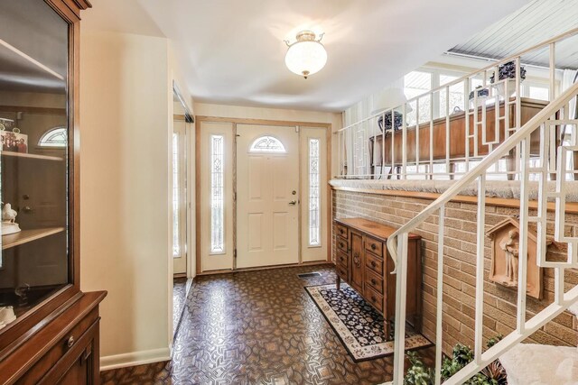 294 Lynn Ct, Des Plaines, IL 60016 - photo 5