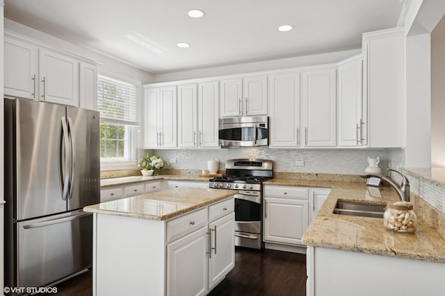 2854 Commons Dr, Glenview, IL 60026 - photo 5