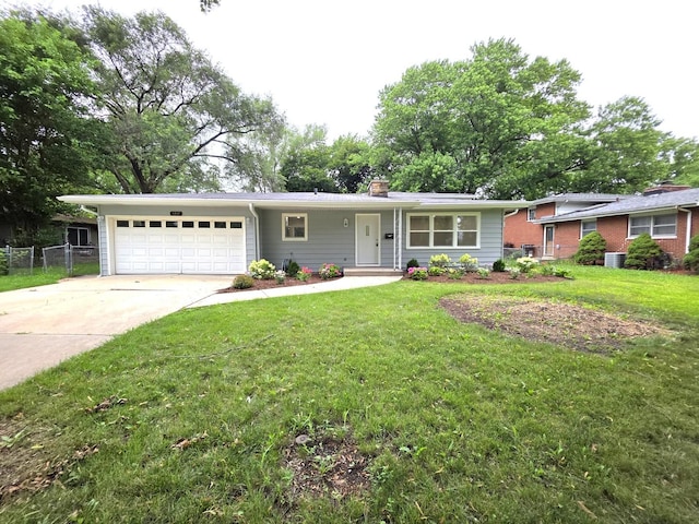 1337 Royal Dr, Montgomery, IL 60538 - photo 1