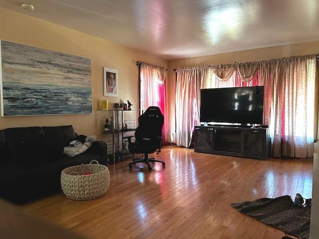 18233 Burnham Ave, Lansing, IL 60438 - photo 5