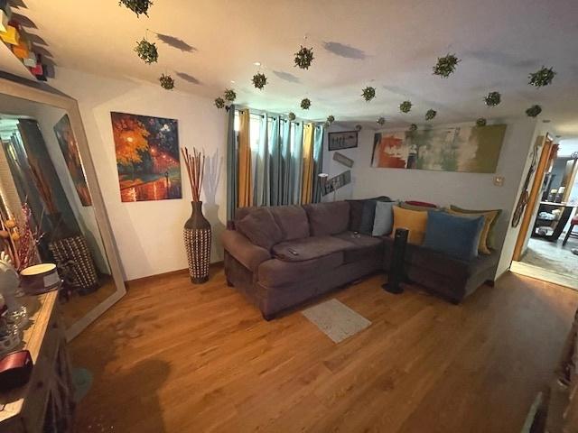 18233 Burnham Ave, Lansing, IL 60438 - photo 10