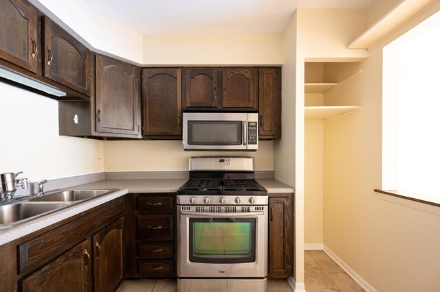 644 W Arlington Pl Unit 2G, Chicago, IL 60614 - photo 3