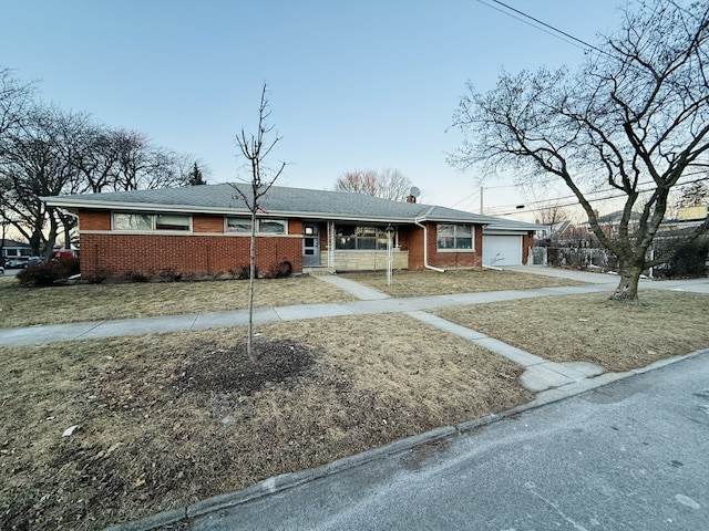 4552 Keeney St, Skokie, IL 60076 - photo 1