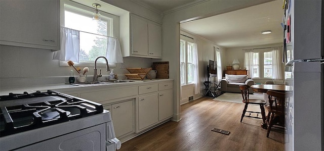 1618 W 4th St W, Dixon, IL 61021 - photo 4
