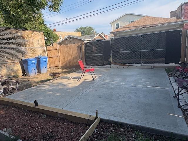 5521 W Potomac Ave, Chicago, IL 60651 - photo 2