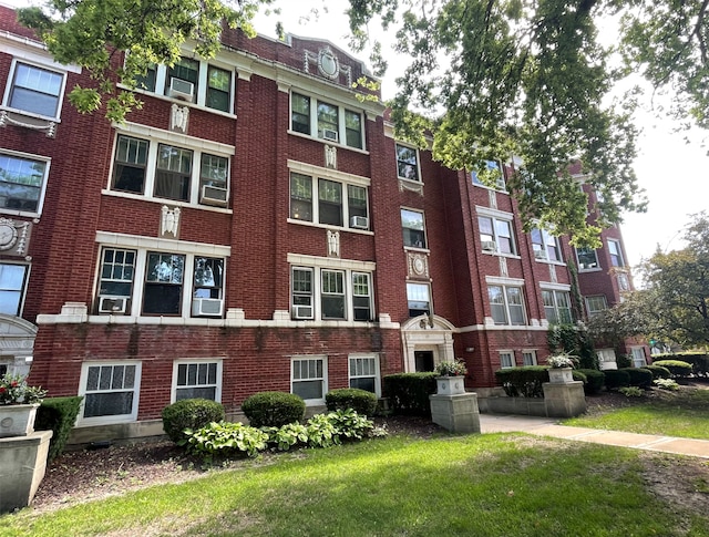 125 Washington Blvd Unit 2, Oak Park, IL 60302 - photo 1
