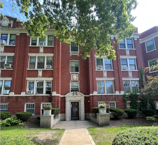 125 Washington Blvd Unit 2, Oak Park, IL 60302 - photo 2