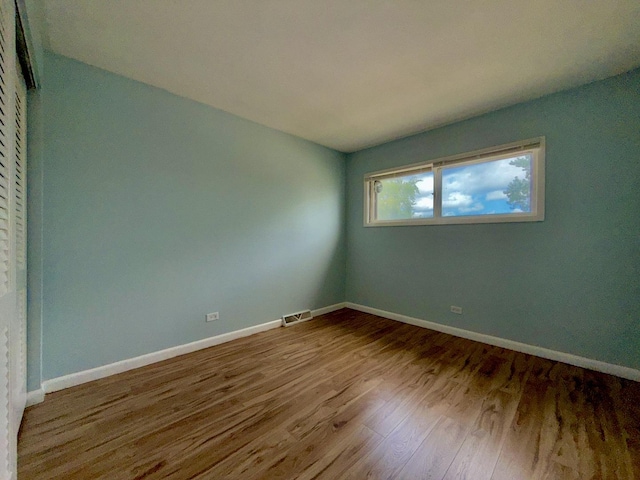9117 Barberry Ln, Des Plaines, IL 60016 - photo 11