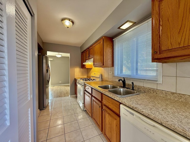 9117 Barberry Ln, Des Plaines, IL 60016 - photo 3