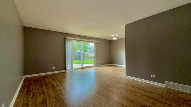 9117 Barberry Ln, Des Plaines, IL 60016 - photo 8