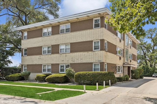 308 Beach Ave Unit 1C, La Grange Park, IL 60526 - photo 1