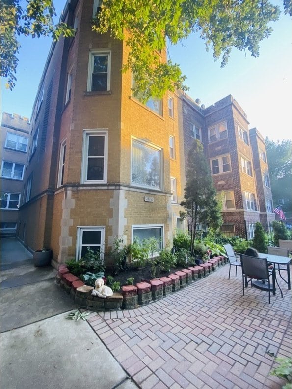2219 W Highland Ave Unit 2N, Chicago, IL 60133 - photo 2