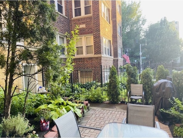 2219 W Highland Ave Unit 2N, Chicago, IL 60133 - photo 4