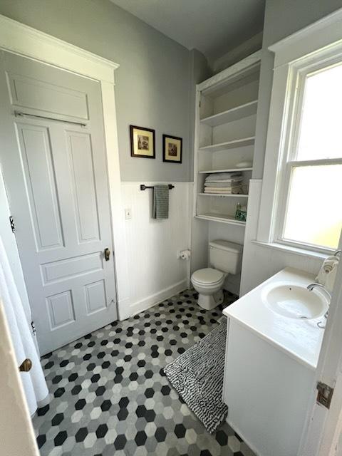 606 N Center St, Clinton, IL 61727 - photo 17