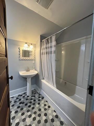 606 N Center St, Clinton, IL 61727 - photo 27