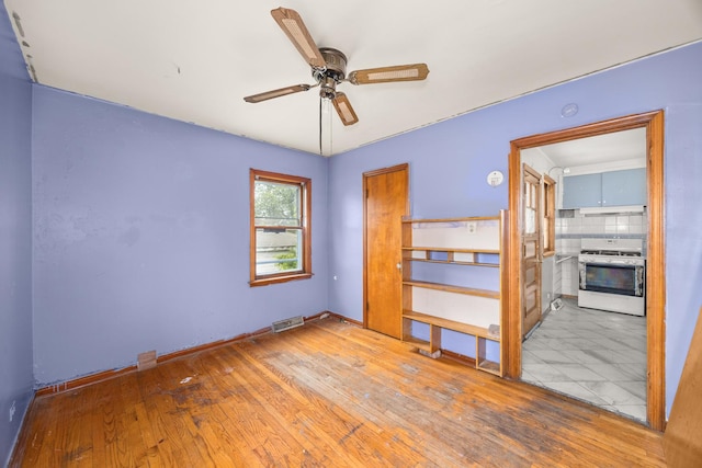 119 E 146th St, Riverdale, IL 60827 - photo 16