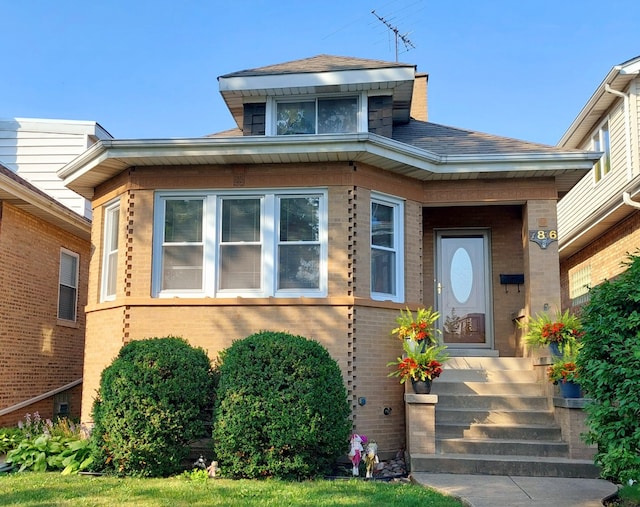 7816 W Sunset Dr, Elmwood Park, IL 60707 - photo 1