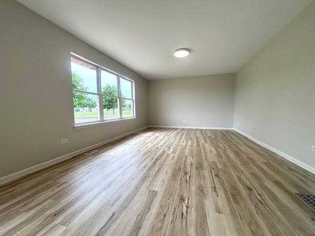 1600 Donegal Dr, Minooka, IL 60447 - photo 7